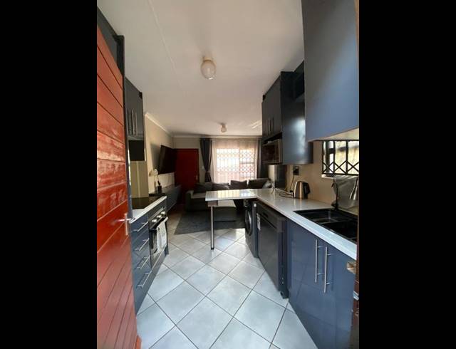 2 BEDROOM HOUSE FOR SALE IN WILFORDON